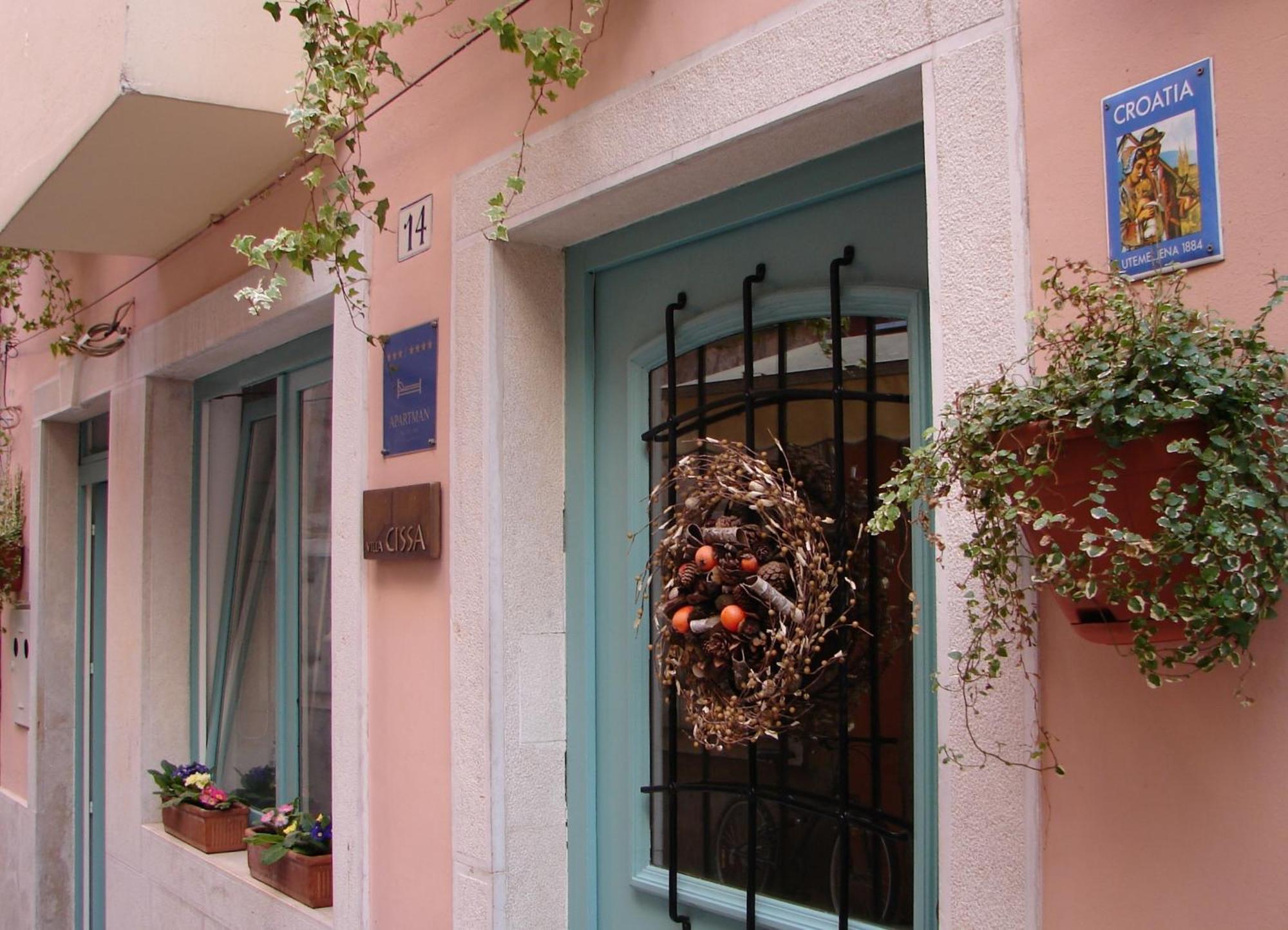 רוביני Villa Cissa Apartments By Irundo מראה חיצוני תמונה